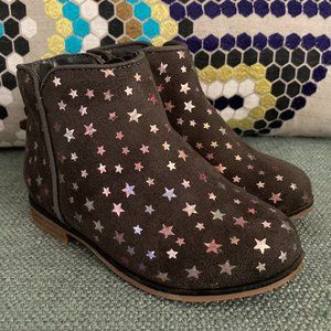 🙅🏻‍♀️ SOLD  🙅🏻‍♀️Cat & Jack Rose Gold Star Ankle Boot